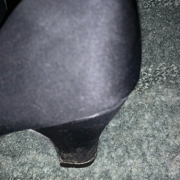 👠KIDS ADORABLE BLACK HEELS👠 - Picture 3 of 6